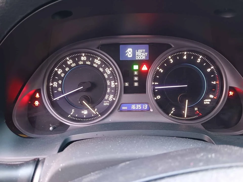 2008 Lexus IS 2nd Gen - Image 13 of 19