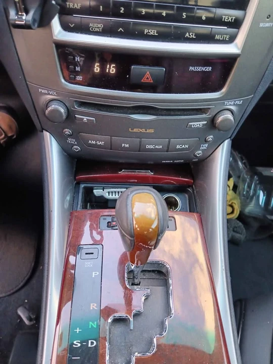 2008 Lexus IS 2nd Gen - Image 10 of 19