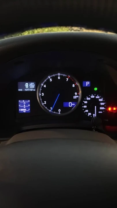 2008 Lexus IS F 2nd Gen - Image 10 of 12