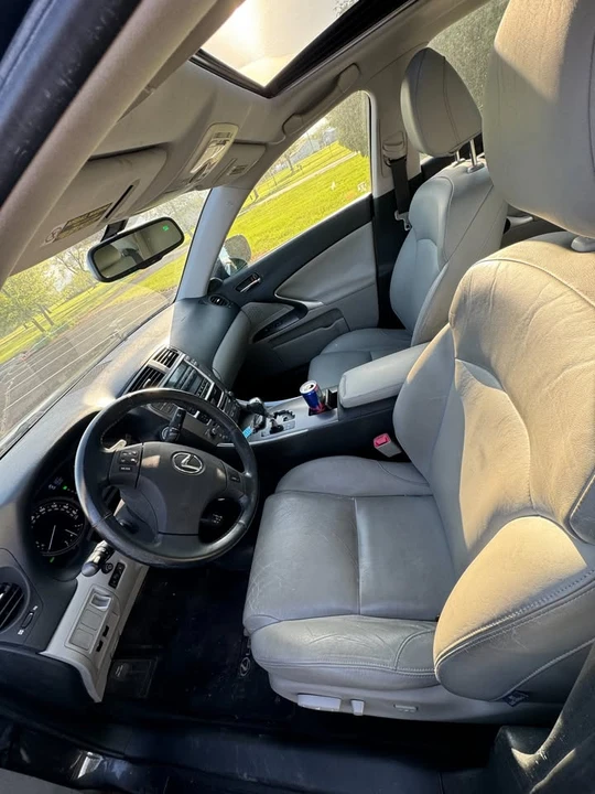 2008 Lexus IS 2nd Gen - Image 9 of 10