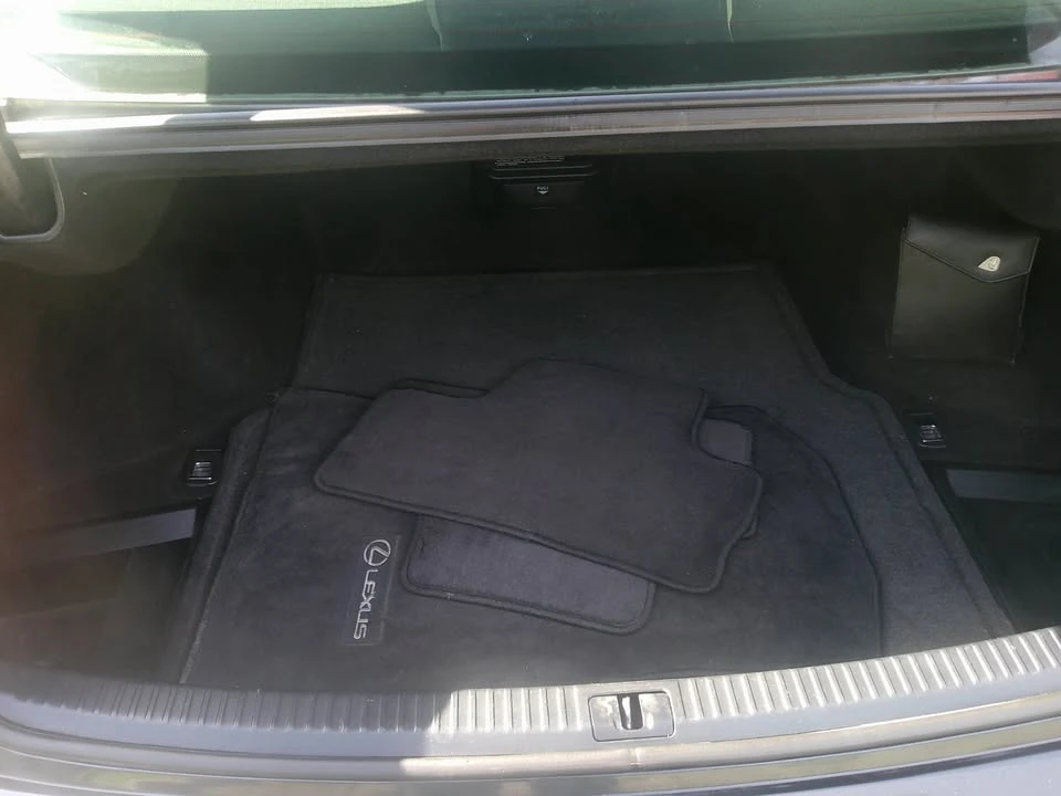 2008 Lexus IS 2nd Gen - Image 9 of 17