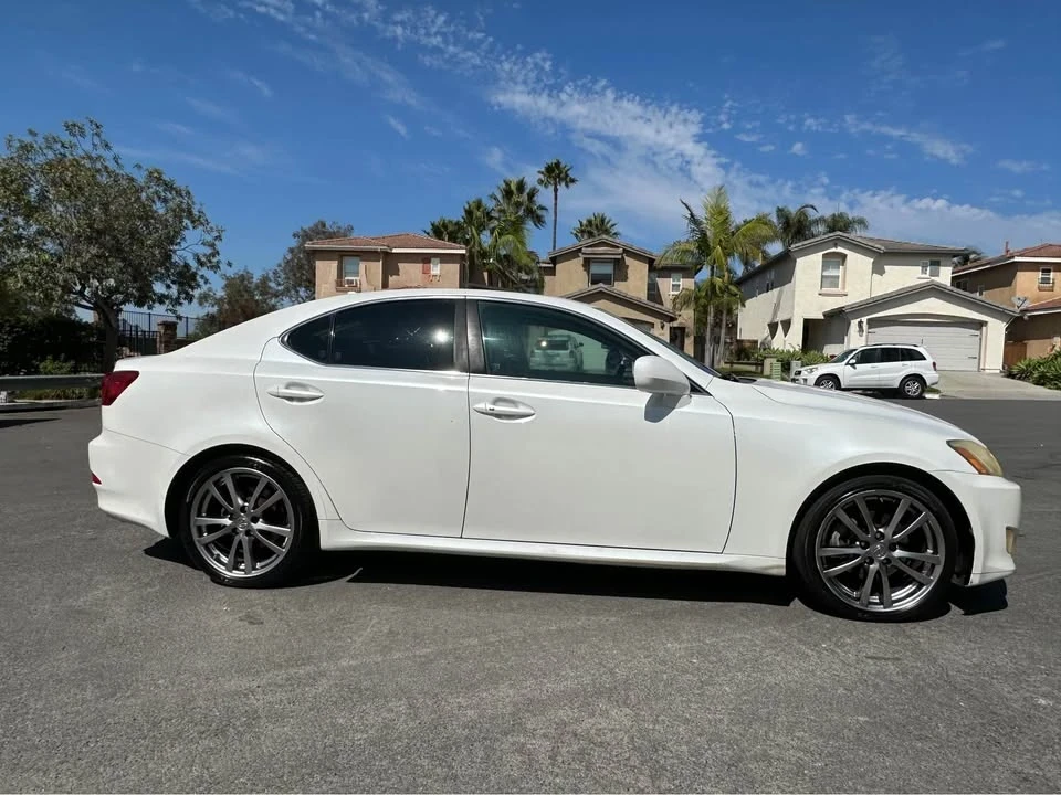 2008 Lexus IS 2nd Gen - Image 11 of 13