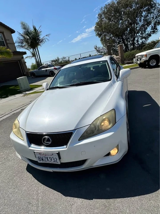 2008 Lexus IS 2nd Gen - Image 9 of 13