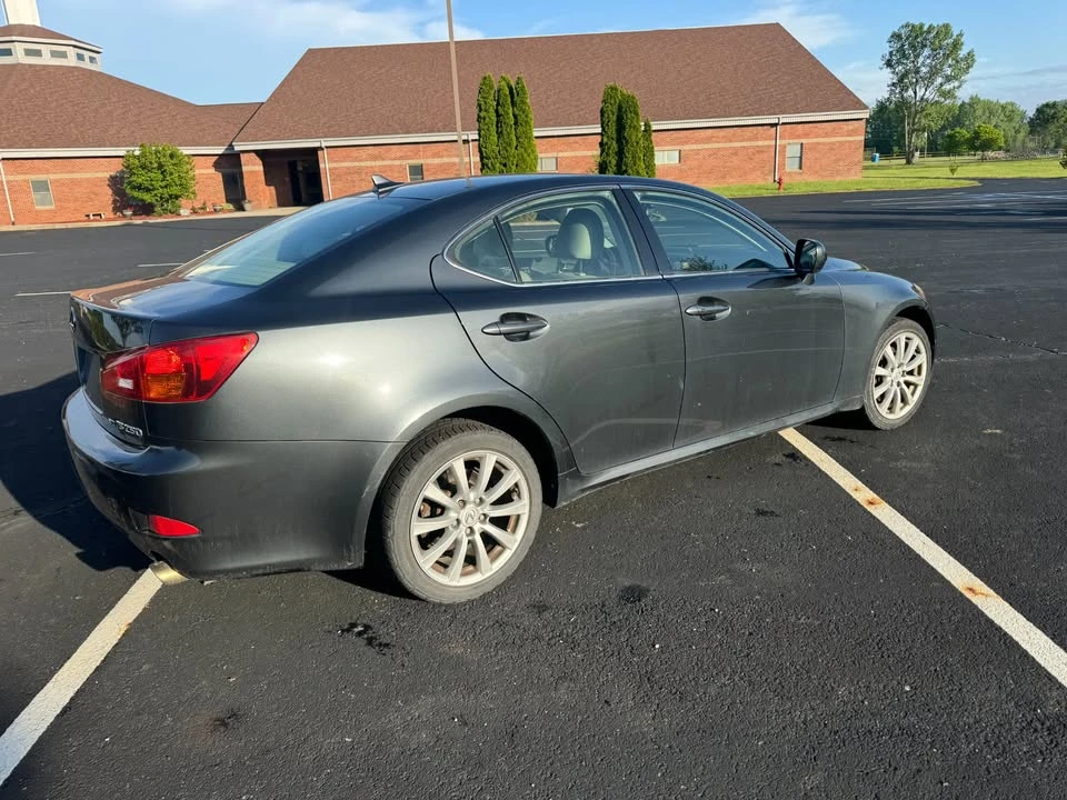 2008 Lexus IS 2nd Gen - Image 4 of 10