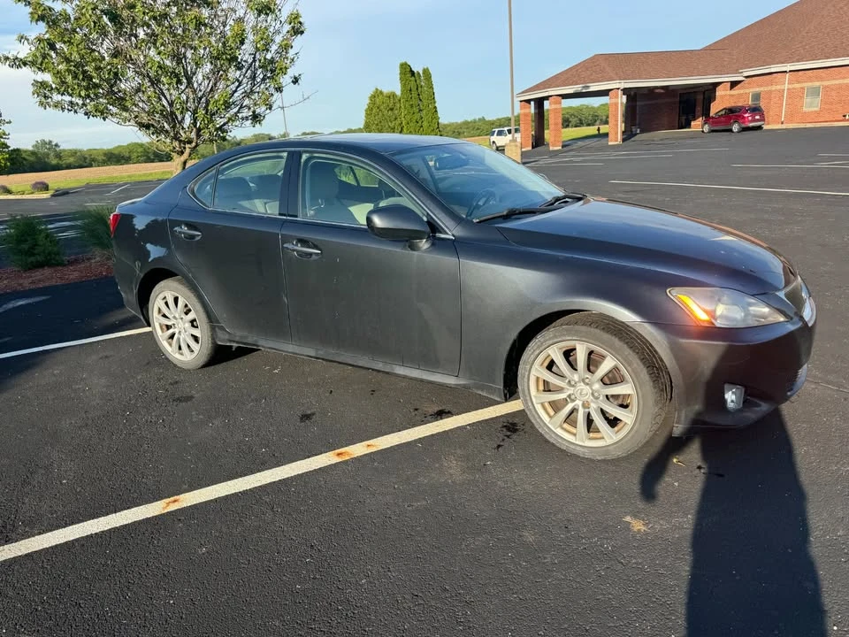 2008 Lexus IS 2nd Gen - Image 3 of 10