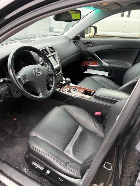 2008 Lexus IS 2nd Gen - Image 5 of 8