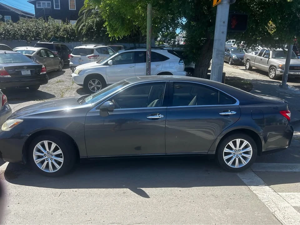 2008 Lexus IS 2nd Gen - Image 2 of 8