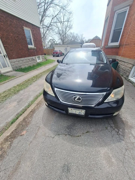 2008 Lexus LS 4th Gen - Image 4 of 4