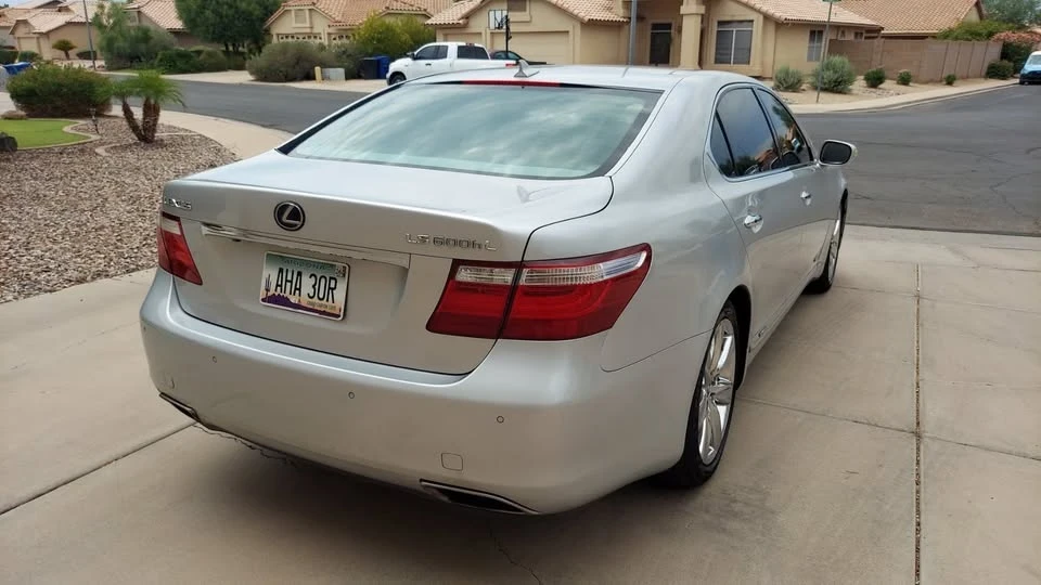 2008 Lexus LS 4th Gen - Image 6 of 19