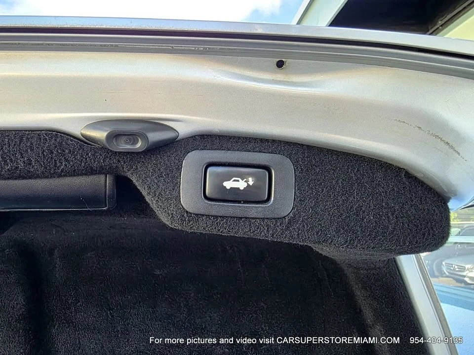 2008 Lexus LS 4th Gen - Image 19 of 20