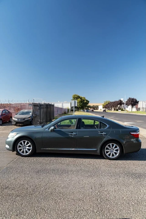 2008 Lexus LS 4th Gen - Image 8 of 20