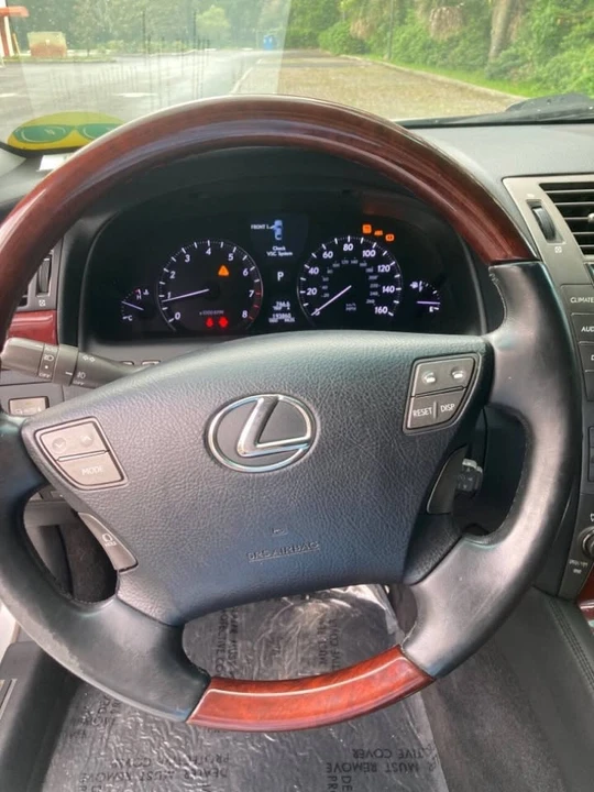 2008 Lexus LS 4th Gen - Image 8 of 20