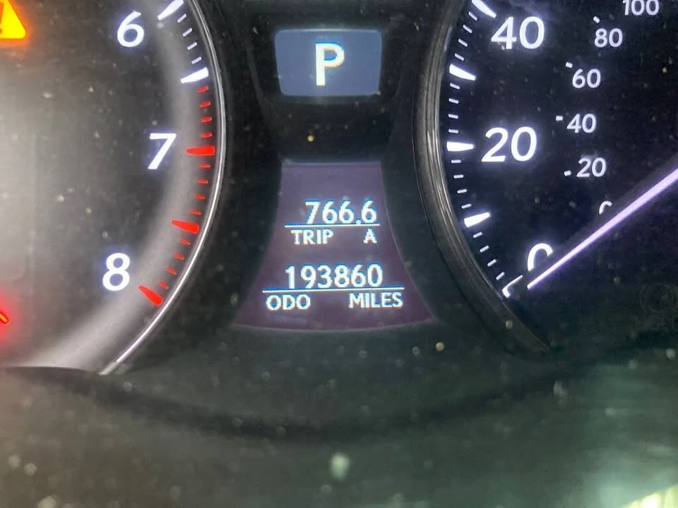 2008 Lexus LS 4th Gen - Image 9 of 20