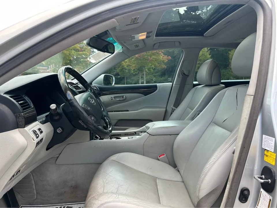 2008 Lexus LS 4th Gen - Image 5 of 11