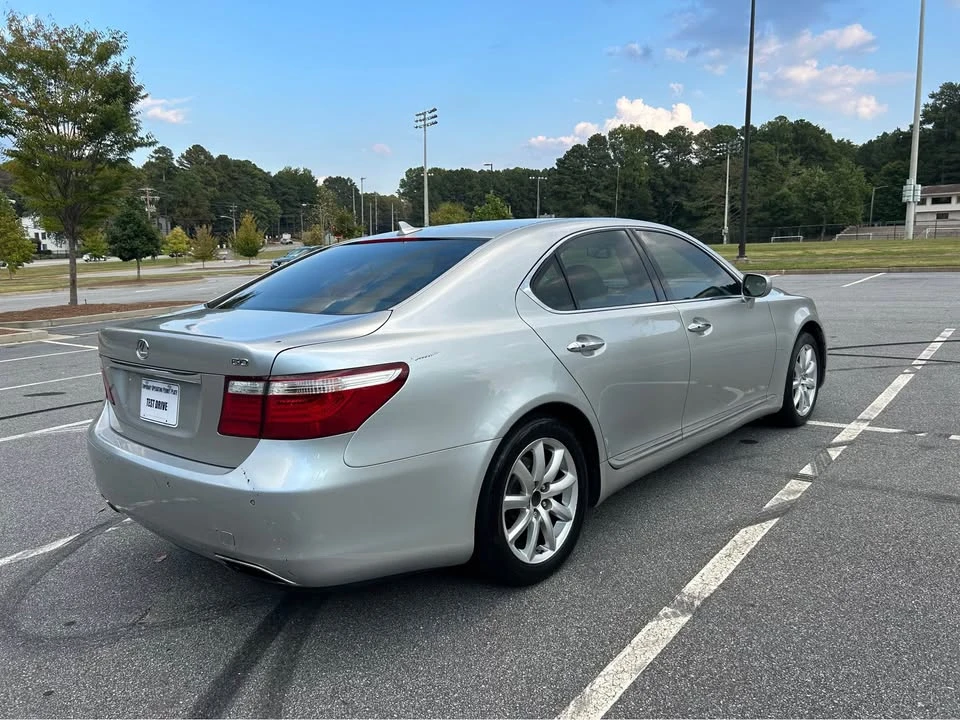 2008 Lexus LS 4th Gen - Image 11 of 11