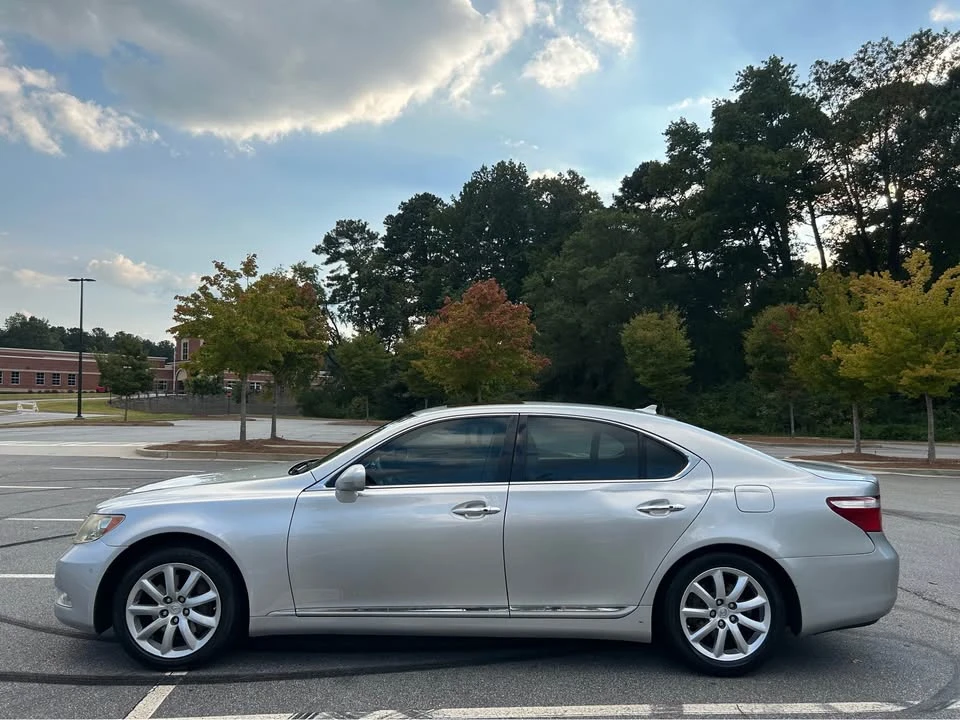 2008 Lexus LS 4th Gen - Image 3 of 11