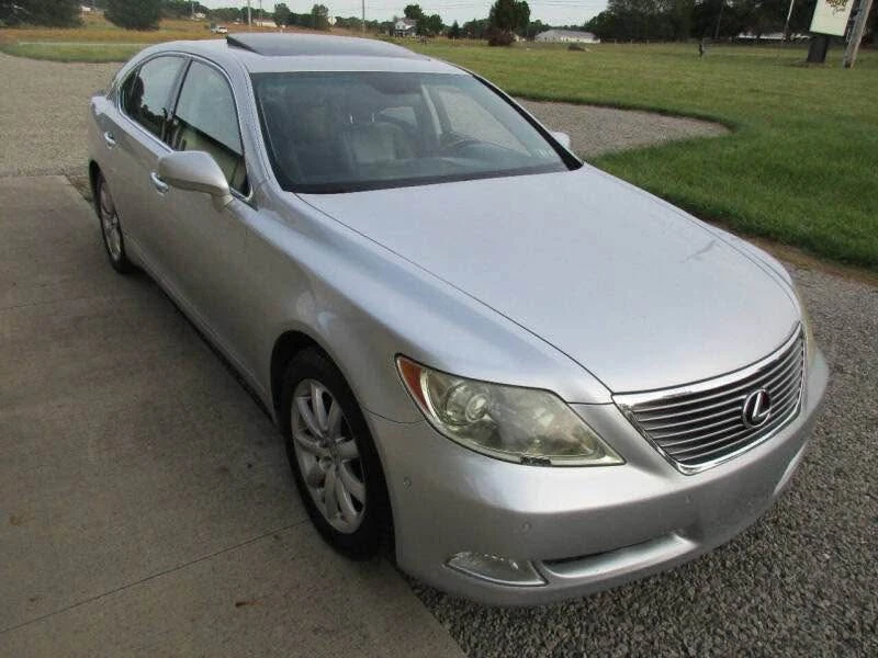 2008 Lexus LS 4th Gen - Image 15 of 18