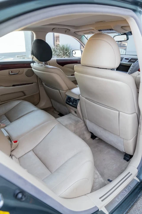 2008 Lexus LS 4th Gen - Image 15 of 20