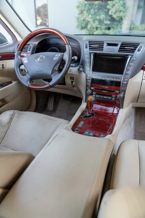 2008 Lexus LS 4th Gen - Image 14 of 20