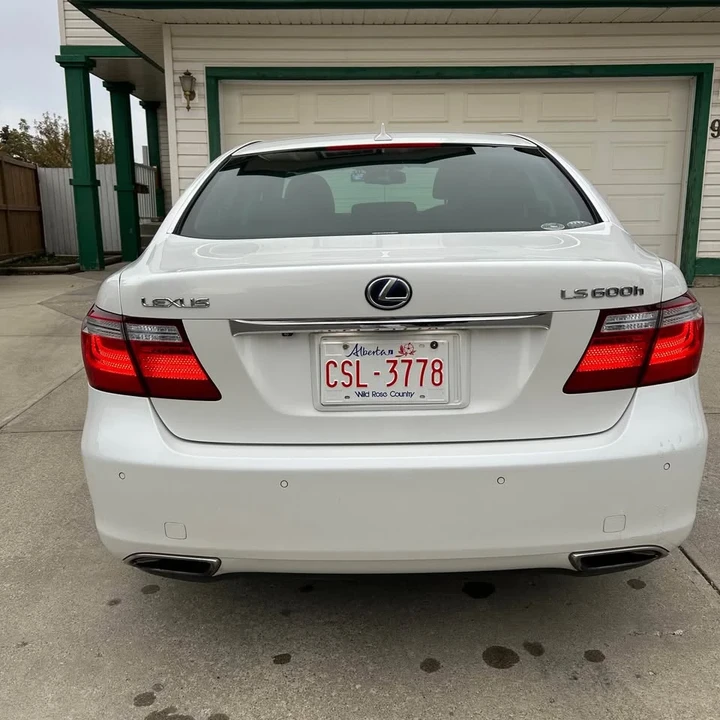 2008 Lexus LS 4th Gen - Image 3 of 13