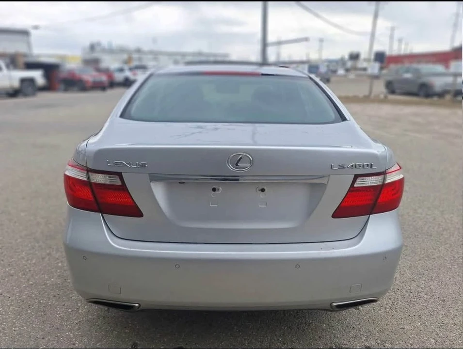 2008 Lexus LS 4th Gen - Image 5 of 14