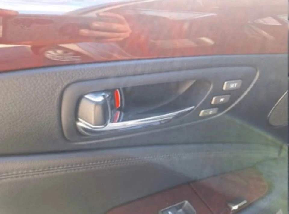2008 Lexus LS 4th Gen - Image 11 of 14
