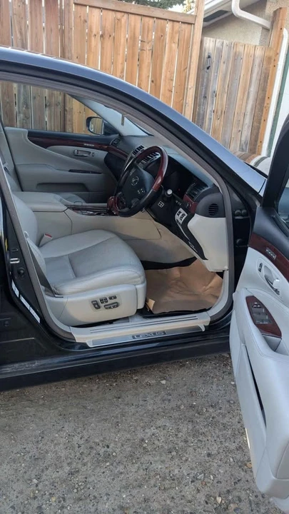2008 Lexus LS 4th Gen - Image 3 of 11
