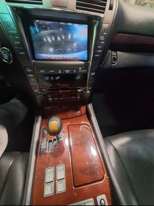 2008 Lexus LS 4th Gen - Image 7 of 14