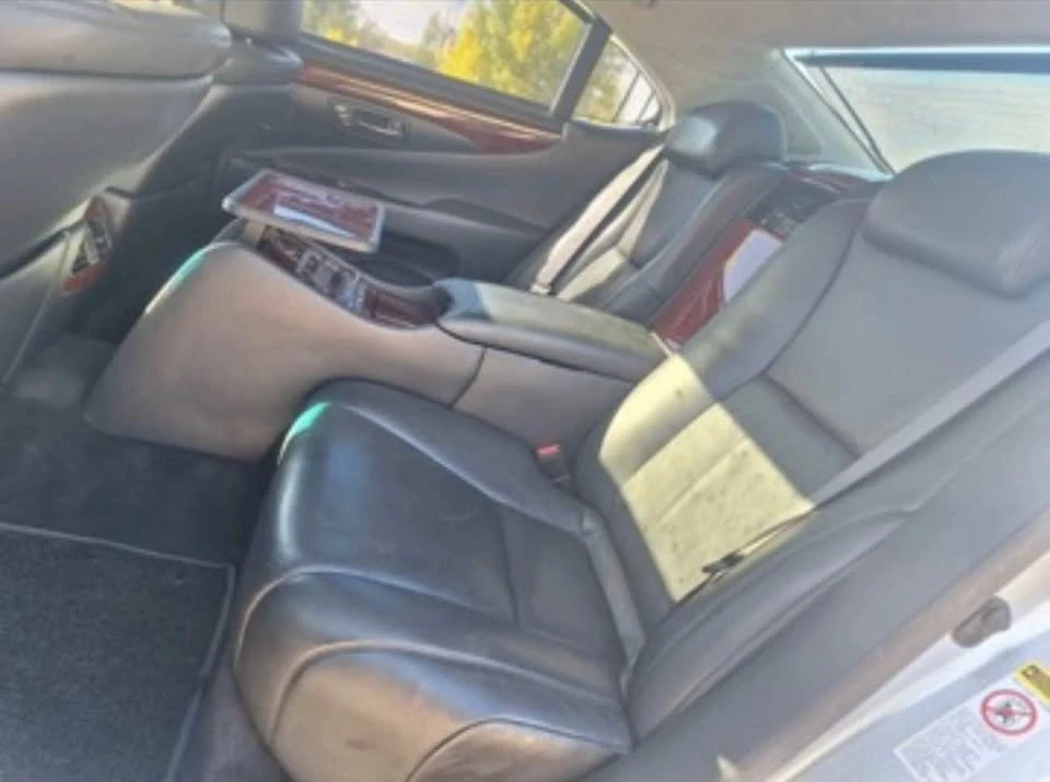 2008 Lexus LS 4th Gen - Image 12 of 14