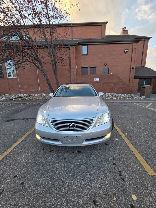 2008 Lexus LS 4th Gen - Image 2 of 17