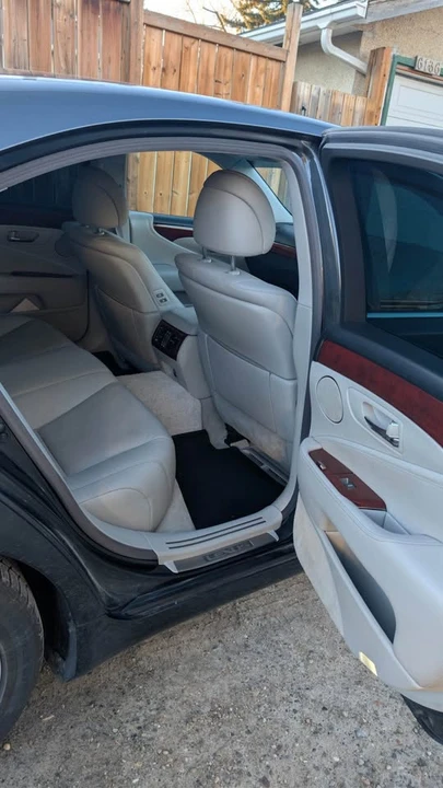 2008 Lexus LS 4th Gen - Image 6 of 12