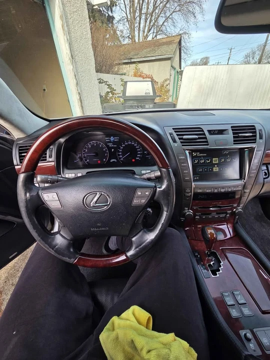 2008 Lexus LS 4th Gen - Image 7 of 17