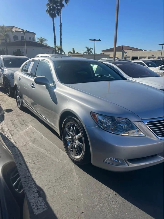 2008 Lexus LS 4th Gen - Image 6 of 9