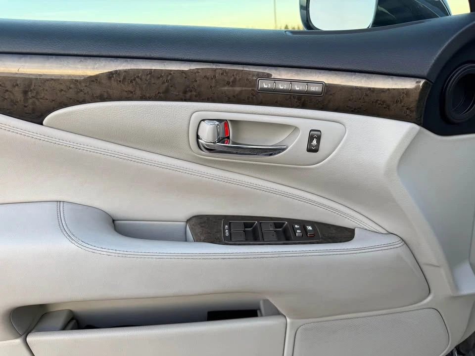 2008 Lexus LS 4th Gen - Image 8 of 10