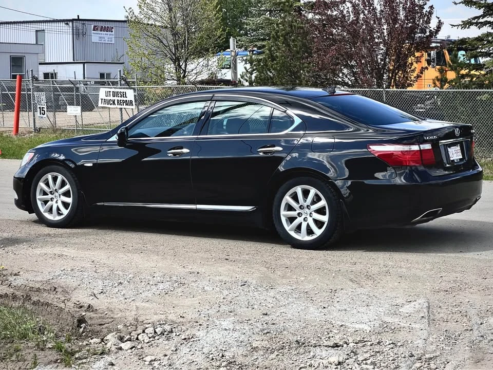 2008 Lexus LS 4th Gen - Image 5 of 9