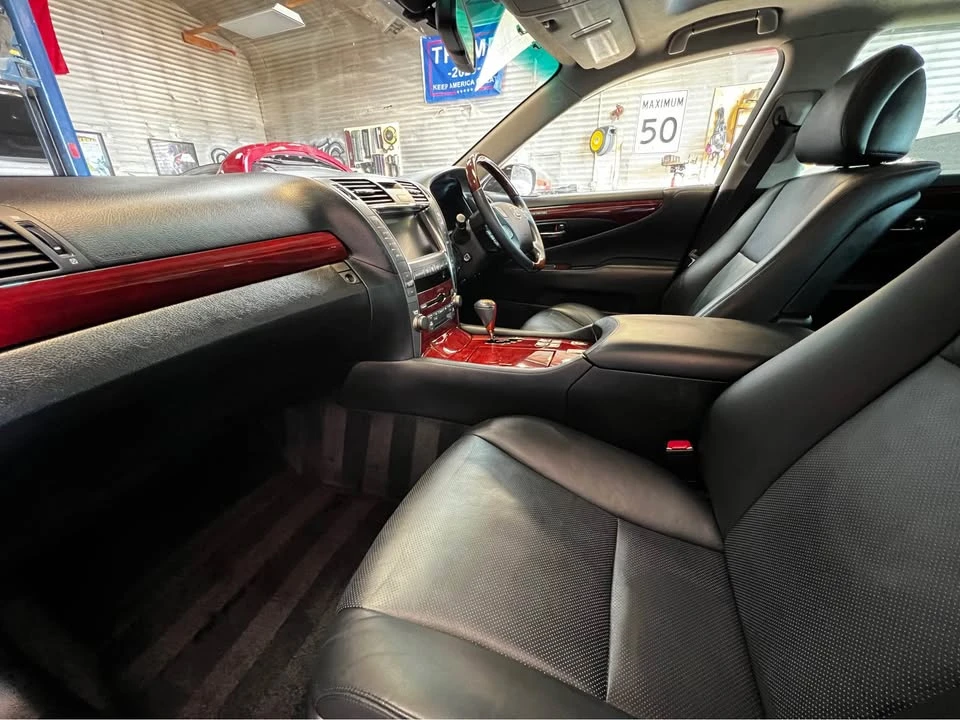 2008 Lexus LS 4th Gen - Image 6 of 9