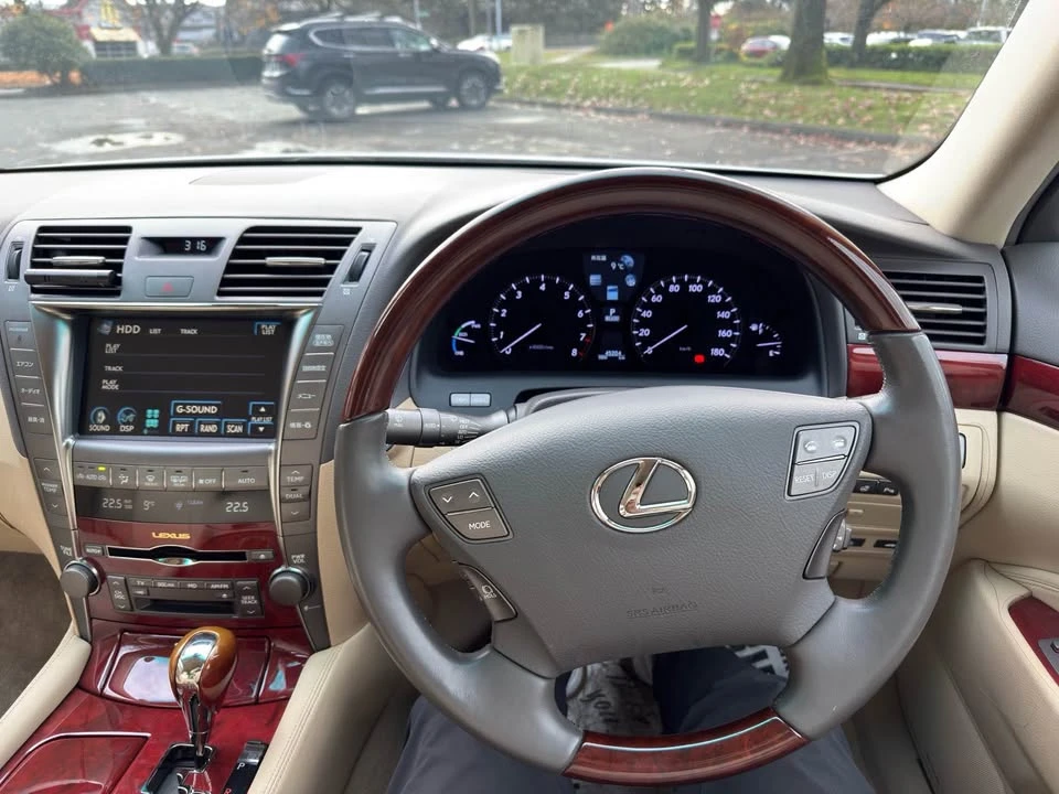 2008 Lexus LS 4th Gen - Image 6 of 13