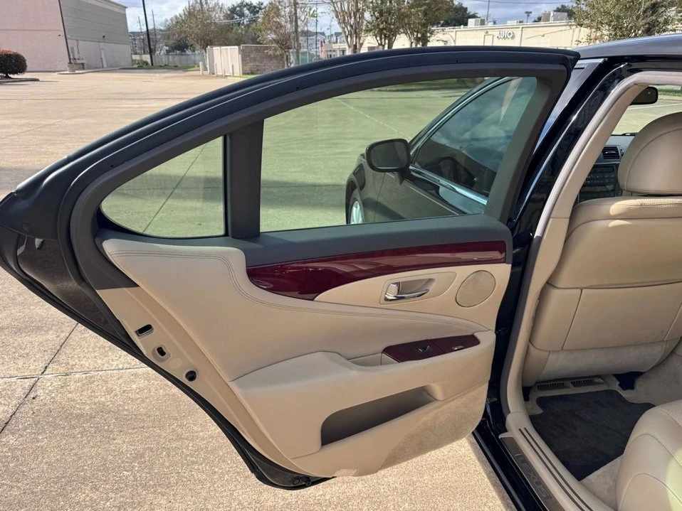 2008 Lexus LS 4th Gen - Image 18 of 20