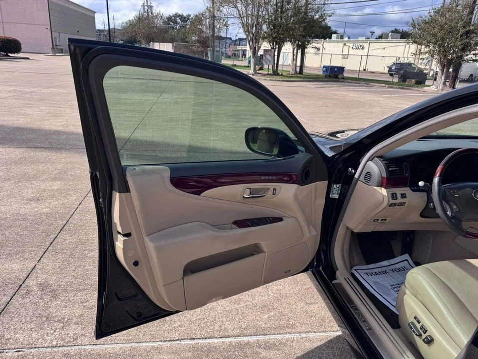 2008 Lexus LS 4th Gen - Image 15 of 20
