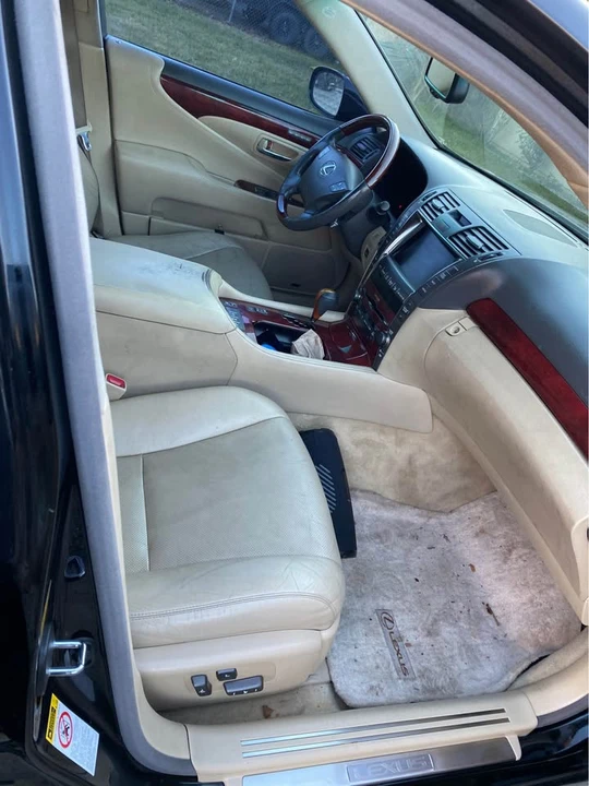 2008 Lexus LS 4th Gen - Image 3 of 4