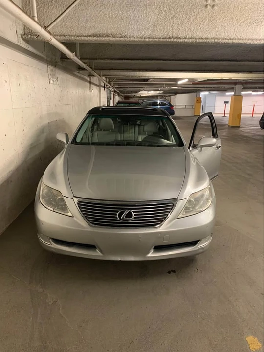 2008 Lexus LS 4th Gen - Image 13 of 13