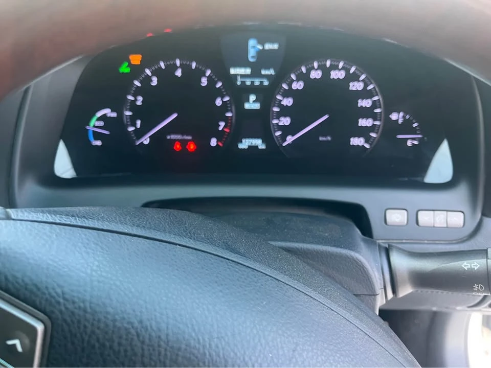 2008 Lexus LS 4th Gen - Image 11 of 18