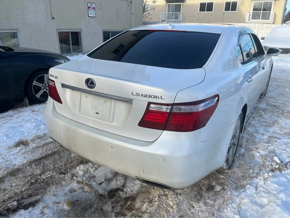 2008 Lexus LS 4th Gen - Image 12 of 18