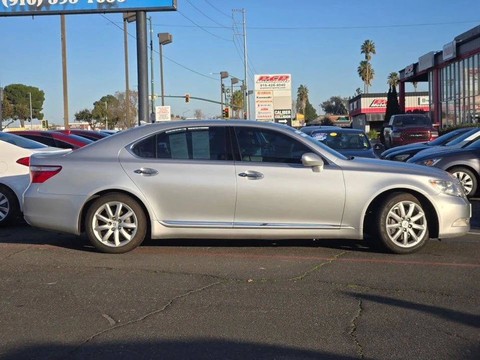 2008 Lexus LS 4th Gen - Image 2 of 16