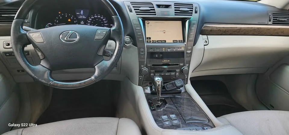 2008 Lexus LS 4th Gen - Image 6 of 11