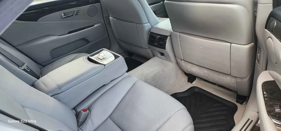 2008 Lexus LS 4th Gen - Image 4 of 11
