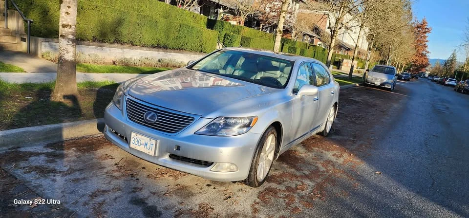 2008 Lexus LS 4th Gen - Image 10 of 11