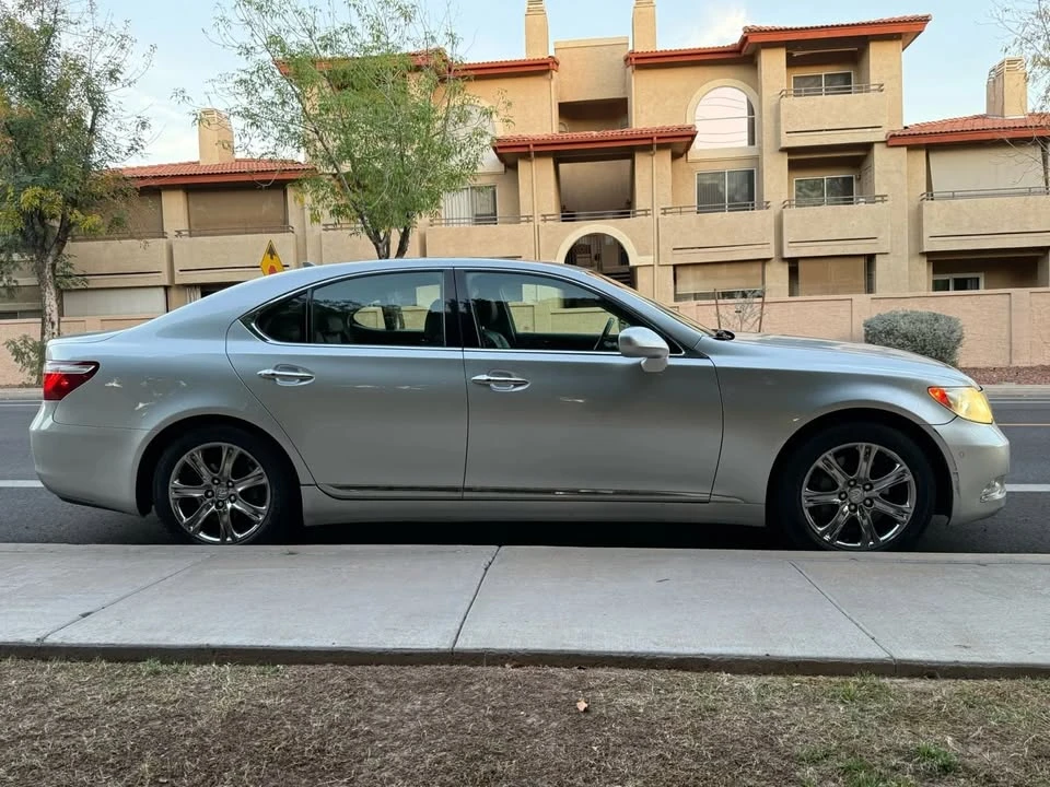 2008 Lexus LS 4th Gen - Image 6 of 20