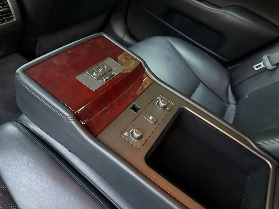 2008 Lexus LS 4th Gen - Image 18 of 20