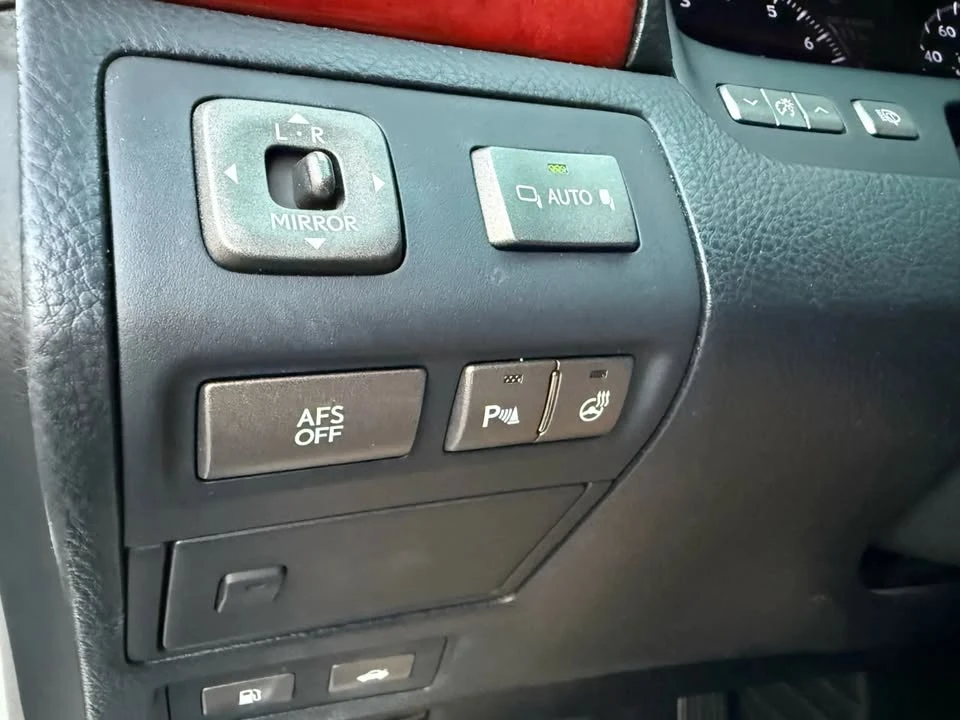 2008 Lexus LS 4th Gen - Image 15 of 20